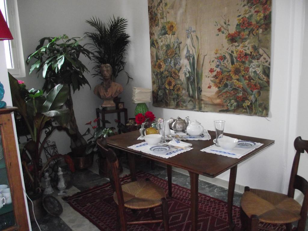 Castel La Bergerie Bed & Breakfast Laglorieuse Dış mekan fotoğraf