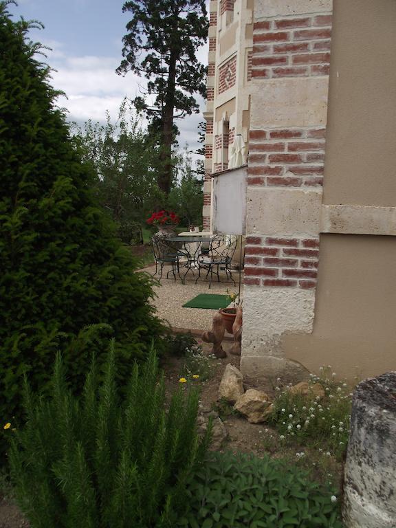 Castel La Bergerie Bed & Breakfast Laglorieuse Dış mekan fotoğraf