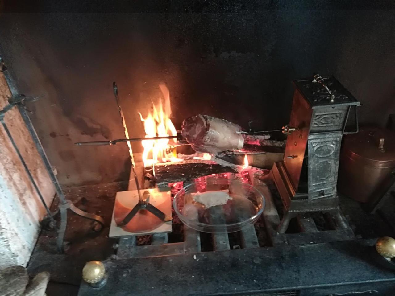 Castel La Bergerie Bed & Breakfast Laglorieuse Dış mekan fotoğraf